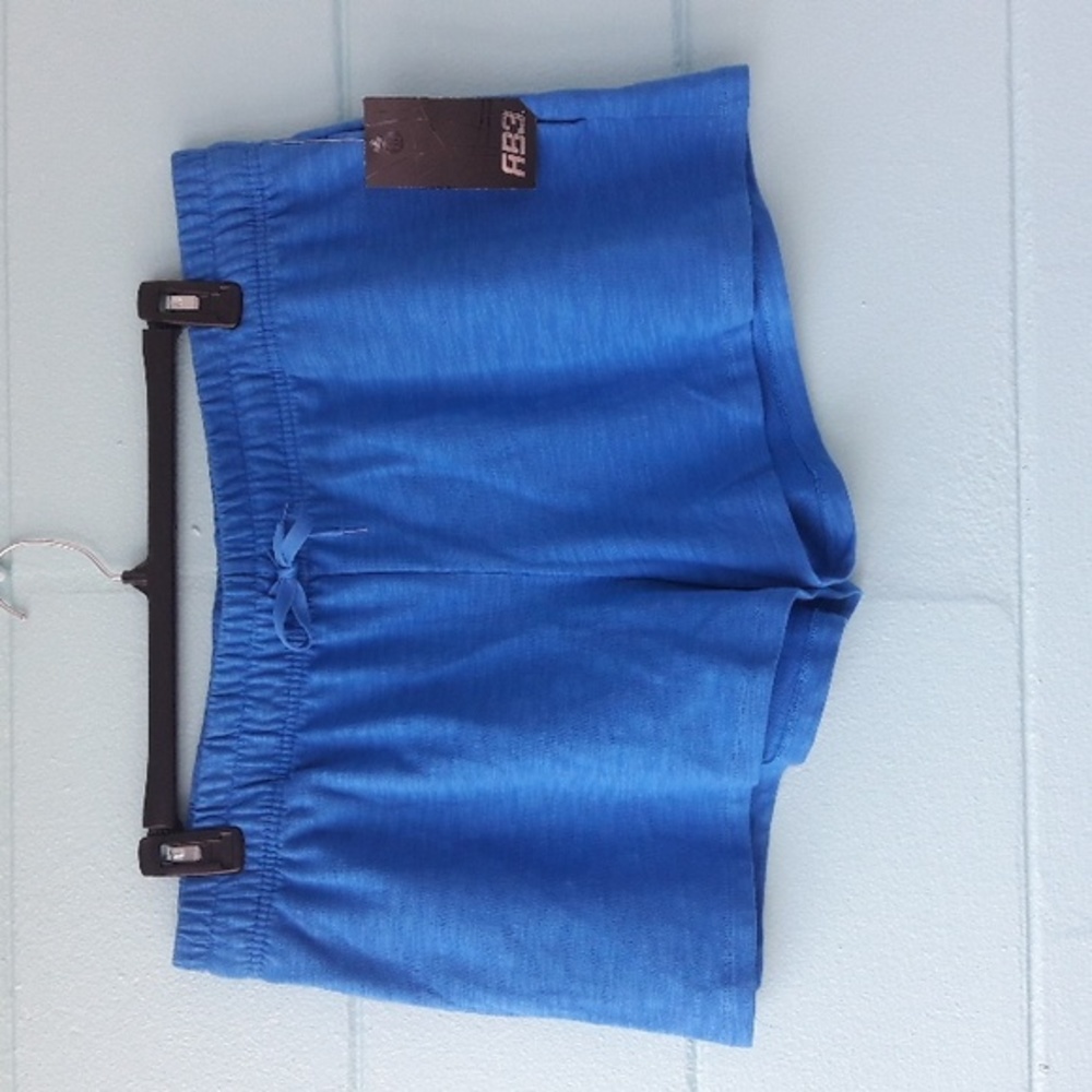 NWT "RB3" Ladies Shorts X-Large